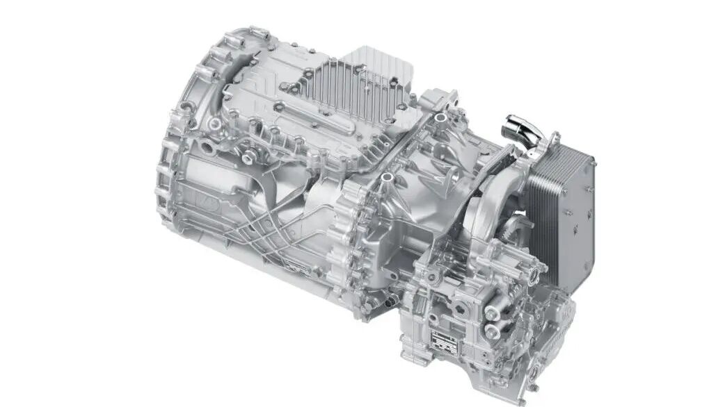 采埃孚传胜二代客车版变速箱首台交付，开启中国长途客车AMT元年